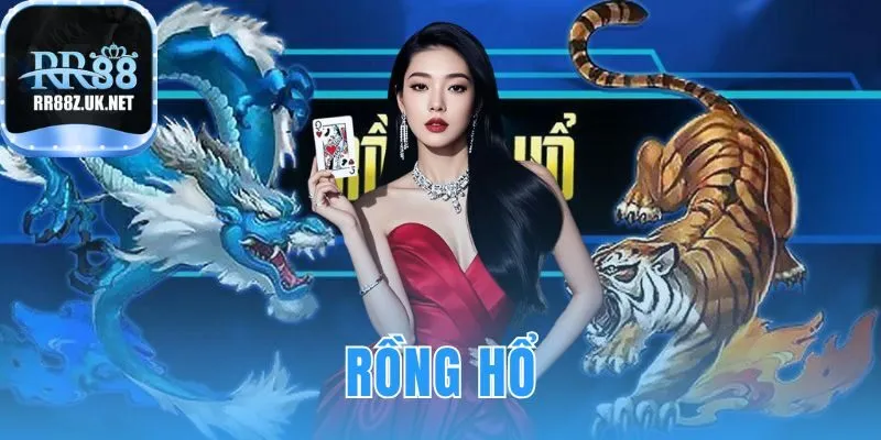 Rồng Hổ phân định thắng thua chỉ bằng so sánh điểm 1 lá bài mỗi cửa. Nắm vững cách chơi siêu tốc và thử vận may của bạn cùng nhà cái RR88! Rồng Hổ - Cách Chơi Trong 2 Phút Cho Người Mới tại RR88 Rồng Hổ là game bài casino có luật chơi cực kỳ đơn giản, chỉ dựa vào so sánh điểm hai lá. Mỗi ván đấu, hai cửa Rồng và Hổ sẽ nhận một lá duy nhất từ bộ bài tây 52 lá. Bên nào có điểm cao hơn, với lá K là 13 điểm cao nhất, sẽ giành chiến thắng ngay lập tức. Tốc độ và sự rõ ràng đã tạo nên sức hút đặc biệt cho trò chơi đối kháng này. Hãy cùng RR88 khám phá ngay game bài kịch tính và đầy tốc độ này.